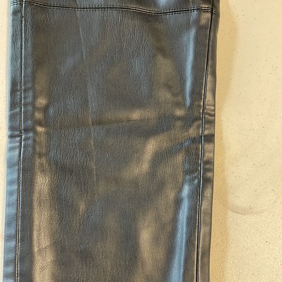 New Without Tags, Zara Black Faux Leather Jeans, size Small - Picture 8 of 8